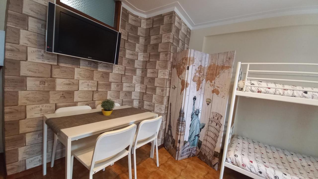 Oporto Vasconcelos Guest House บีลาโนวาเดกายา ภายนอก รูปภาพ