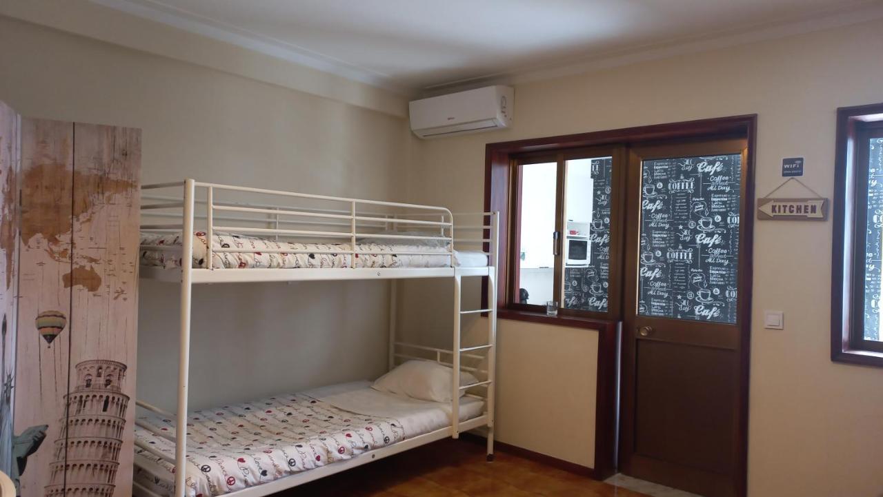 Oporto Vasconcelos Guest House บีลาโนวาเดกายา ภายนอก รูปภาพ